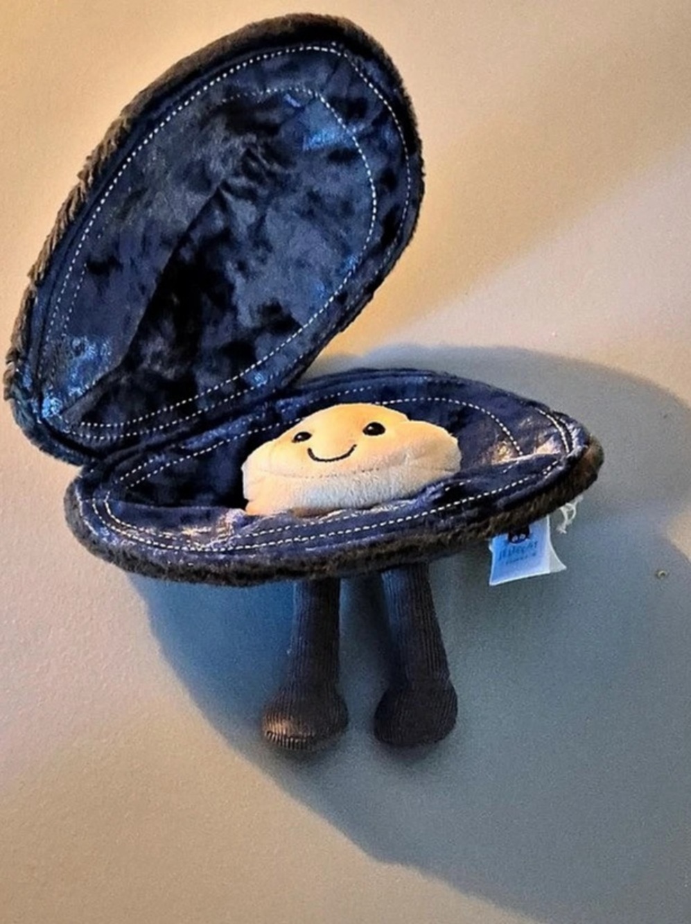 Jellycat Clemmie Clam Blue Plush Slipper
